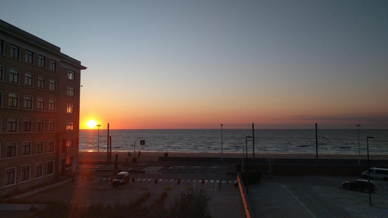 Appartement Splendid Seaview - Luxury 4 Persons At And Sea Oostende